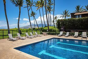 Waiohuli Beach Hale Ocean View Condos with Parking