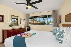 Waiohuli Beach Hale Ocean View Condos with Parking