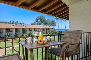 Waiohuli Beach Hale Ocean View Condos with Parking