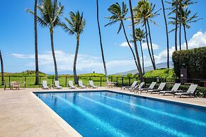 Waiohuli Beach Hale Ocean View Condos with Parking