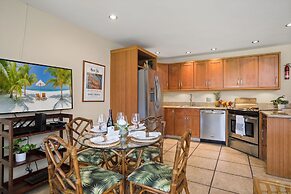 Waiohuli Beach Hale Ocean View Condos with Parking