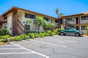Waiohuli Beach Hale Ocean View Condos with Parking