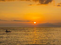 Waiohuli Beach Hale Ocean View Condos with Parking