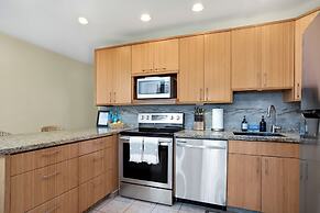 Waiohuli Beach Hale Ocean View Condos with Parking