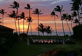 Waiohuli Beach Hale Ocean View Condos with Parking