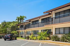 Waiohuli Beach Hale Ocean View Condos with Parking