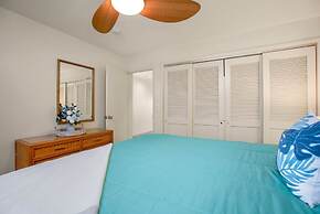 Waiohuli Beach Hale Ocean View Condos with Parking