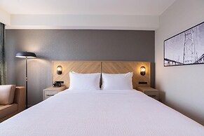 Sandman Signature Winnipeg Airport Hotel & Suites