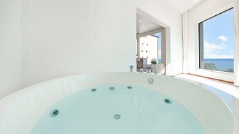 Gangreung cn6 Ocean View spa Poolvilla