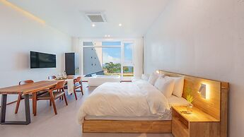 Gangreung cn6 Ocean View spa Poolvilla