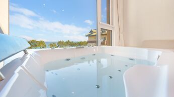 Gangreung cn6 Ocean View spa Poolvilla