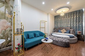 Palas House By Cozrum