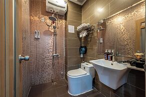 Palas House By Cozrum