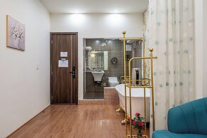 Palas House By Cozrum