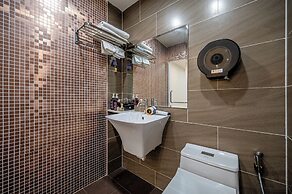 Palas House By Cozrum