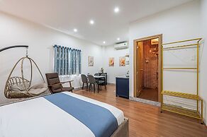 Palas House By Cozrum