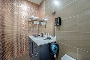 Palas House By Cozrum