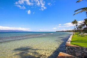 Ocean and Pool View at Papakea Resort with Parking