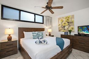 Ocean and Pool View at Papakea Resort with Parking