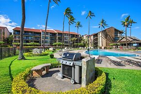 Ocean and Pool View at Papakea Resort with Parking