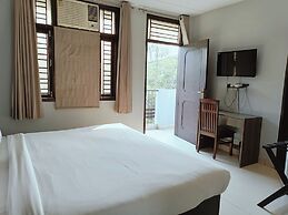 Silver Arrow Guest House