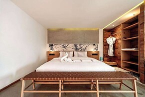 Manjing Banshan Haijing Huayuan Jiudian