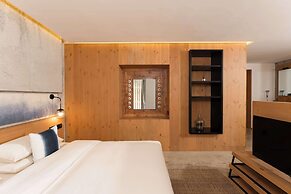 Manjing Banshan Haijing Huayuan Jiudian