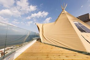 Manjing Banshan Haijing Huayuan Jiudian