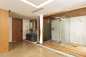 Manjing Banshan Haijing Huayuan Jiudian