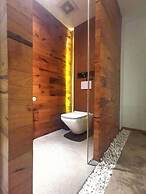 Manjing Banshan Haijing Huayuan Jiudian