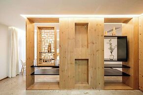 Manjing Banshan Haijing Huayuan Jiudian