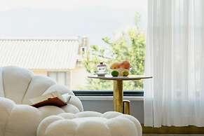 Manjing Banshan Haijing Huayuan Jiudian