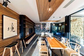 Manjing Banshan Haijing Huayuan Jiudian