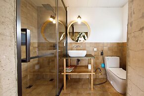 Manjing Banshan Haijing Huayuan Jiudian