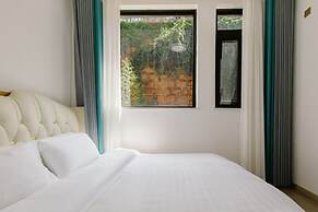 Manjing Banshan Haijing Huayuan Jiudian