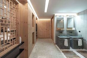 Manjing Banshan Haijing Huayuan Jiudian