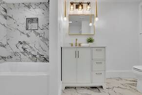 Luxury 7BR Buckhead Oasis w Pool Gameroom Firepit