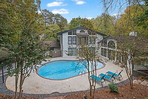 Luxury 7BR Buckhead Oasis w Pool Gameroom Firepit