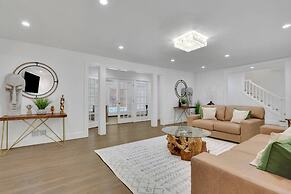 Luxury 7BR Buckhead Oasis w Pool Gameroom Firepit