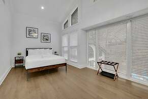 Luxury 7BR Buckhead Oasis w Pool Gameroom Firepit