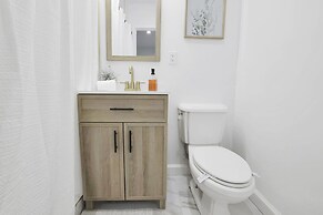 Luxury 7BR Buckhead Oasis w Pool Gameroom Firepit