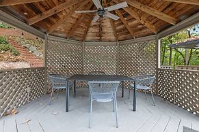 Luxury 7BR Buckhead Oasis w Pool Gameroom Firepit