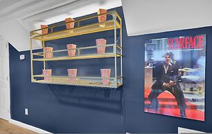 Luxury 7BR Buckhead Oasis w Pool Gameroom Firepit