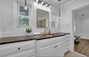 Luxury 7BR Buckhead Oasis w Pool Gameroom Firepit