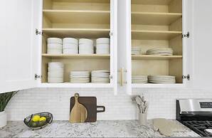 Luxury 7BR Buckhead Oasis w Pool Gameroom Firepit