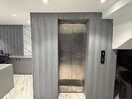 Hotel CG International