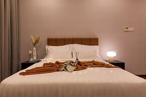 The Manor Residence KLCC by Five Senses