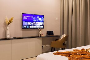 The Manor Residence KLCC by Five Senses