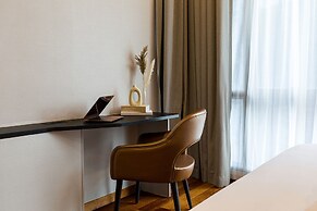 The Manor Residence KLCC by Five Senses