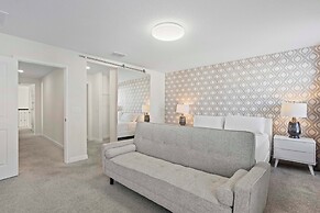 4718 Sleepy Hollow Drive